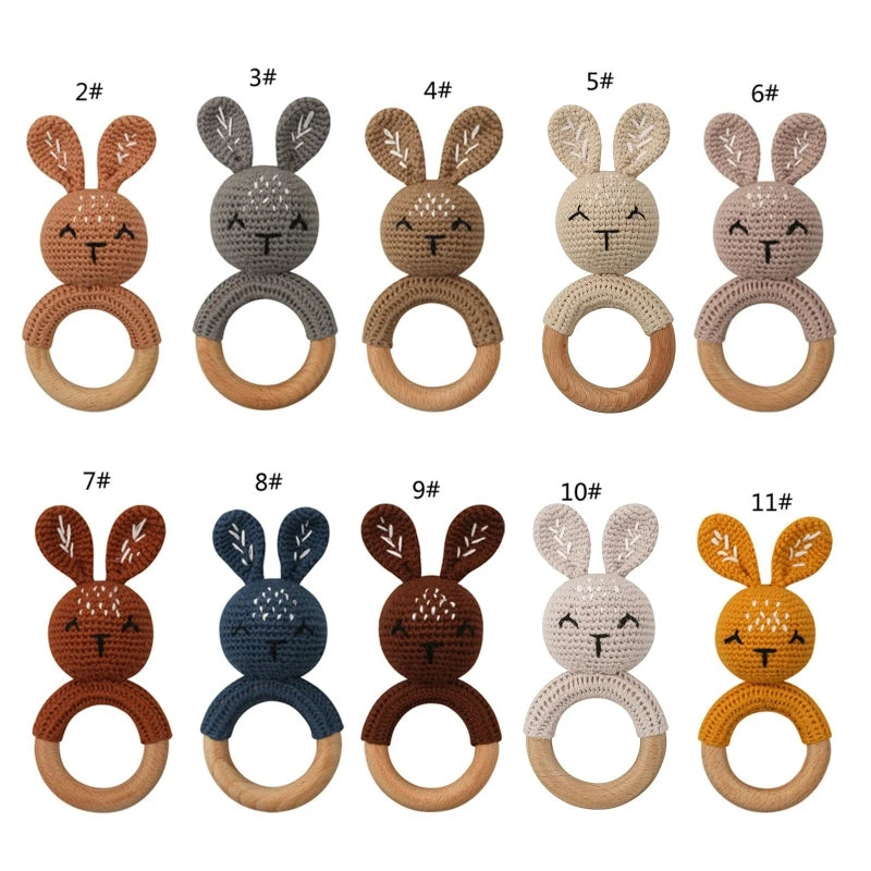 Hochet en Bois Lapin Tricoté